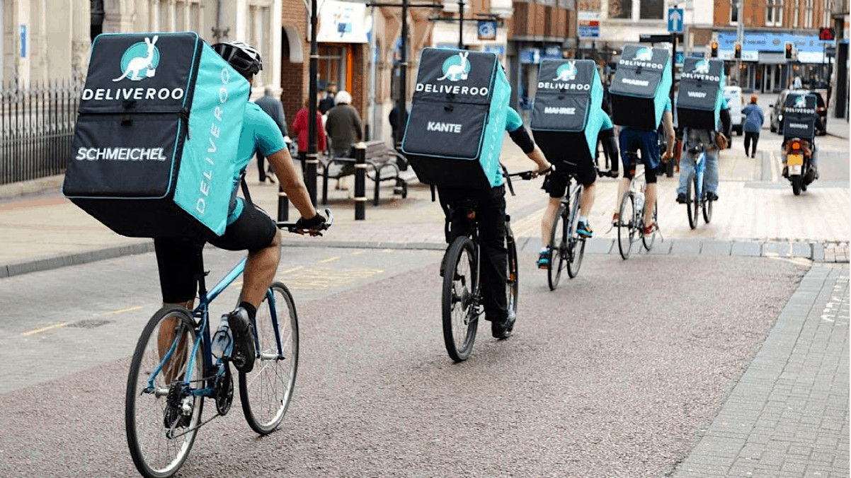 Livreurs Deliveroo pendant une course