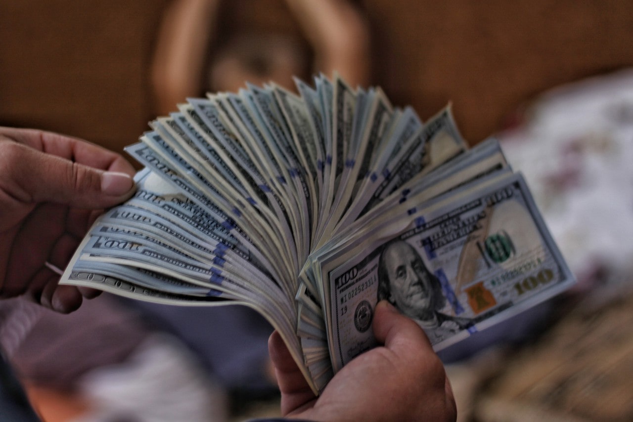Frais de change : comment faire des économies ?