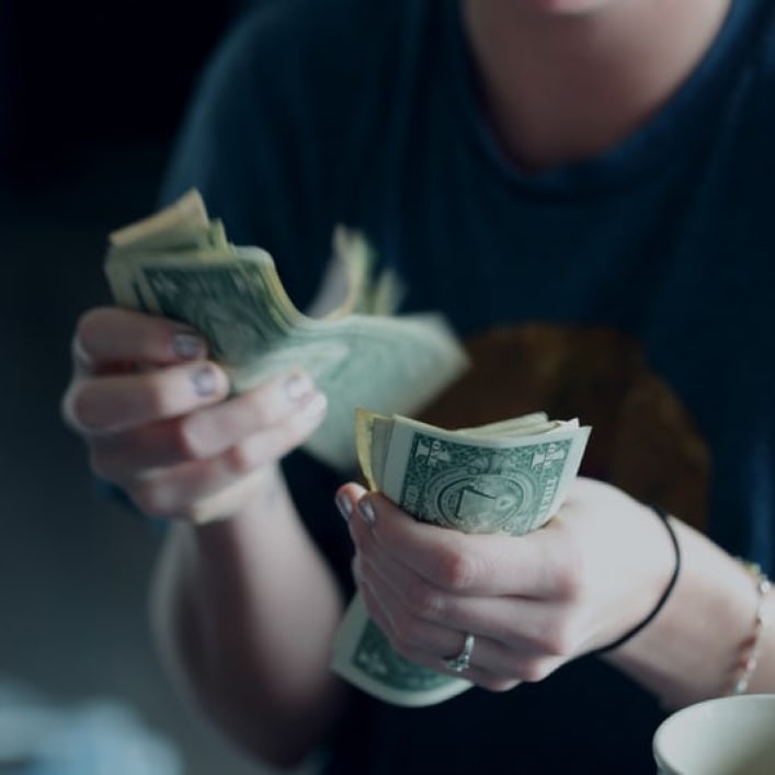 Bureau de change à Annecy : où trouver le meilleur taux ?