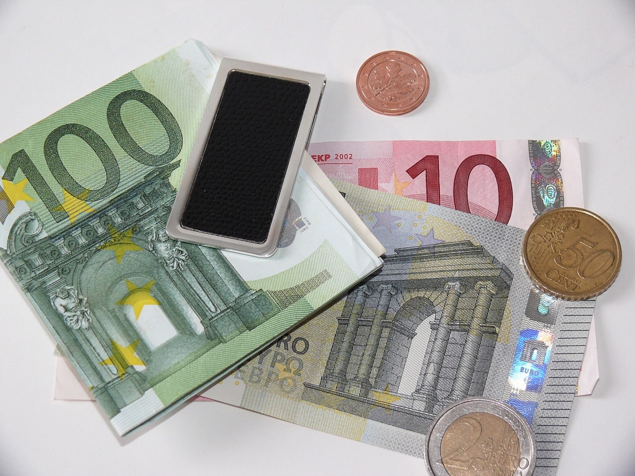 Bureau de change Cannes : échanger des devises