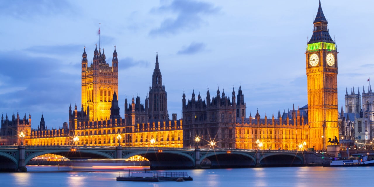 XE UK : frais envoi d'argent