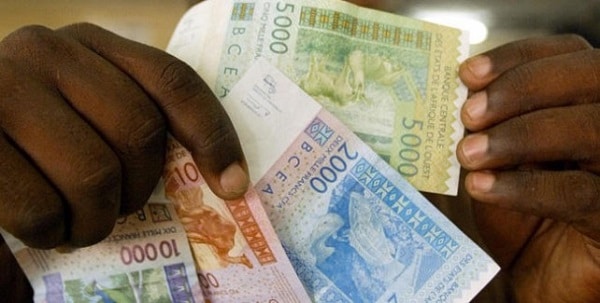 retirer argent mali : les frais