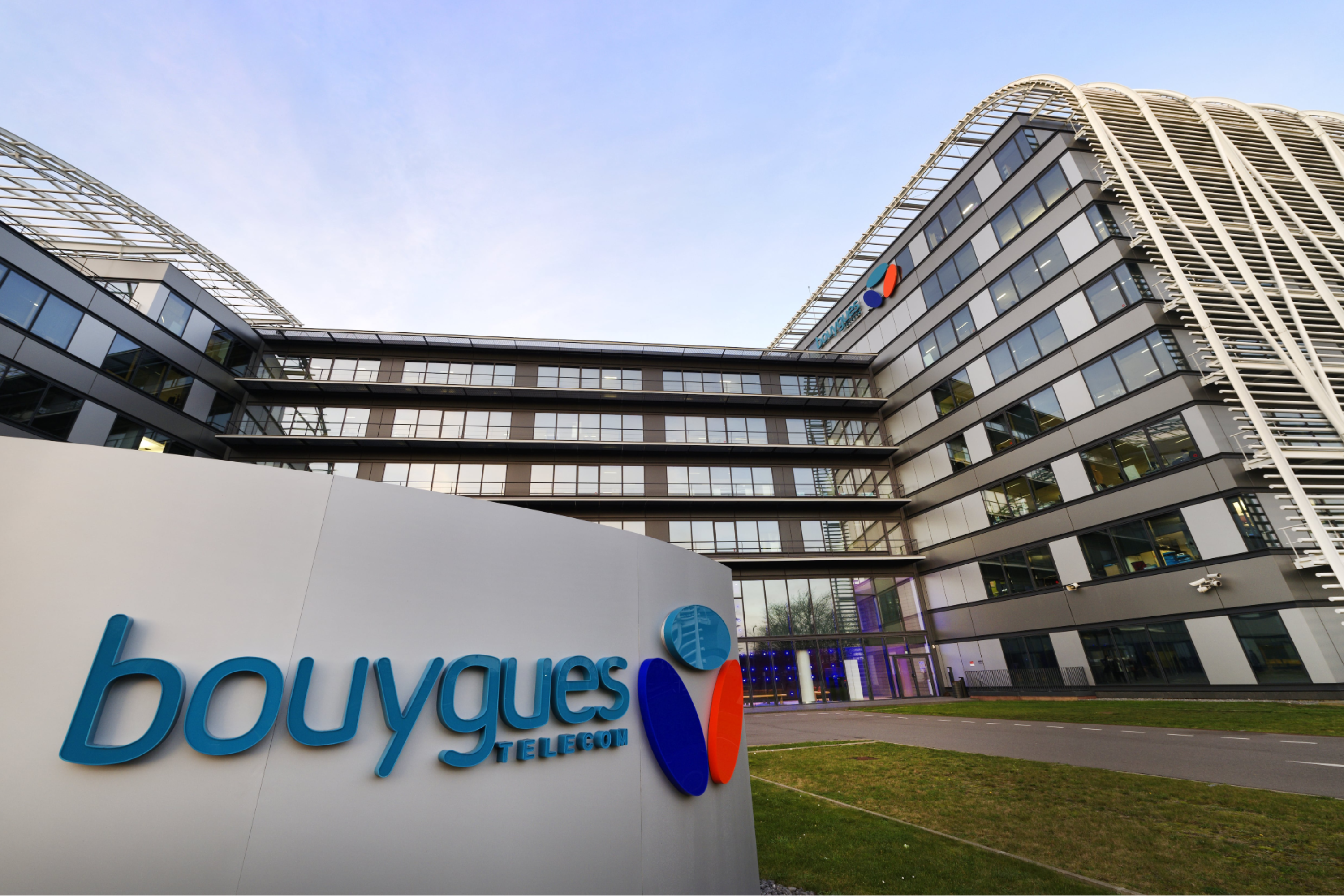 Bouygues Telecom recharger pour un proche : comment faire ?